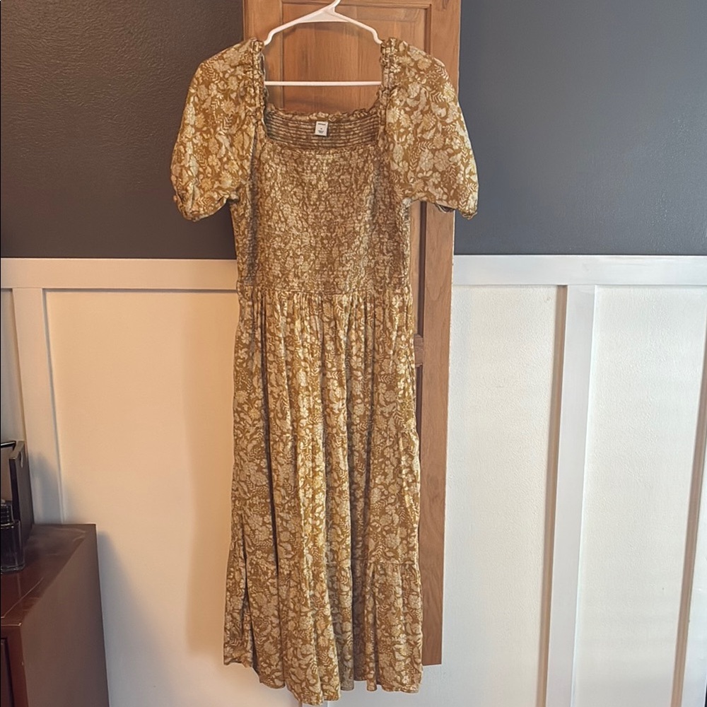 Floral Puff Sleeve Midi Dress